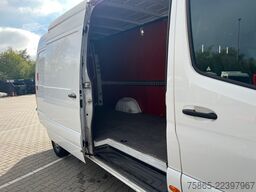 Mercedes-Benz Sprinter 319 1.9 CDI / L4 H3 / RWD / / Leder / ...