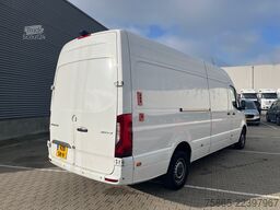 Mercedes-Benz Sprinter 319 1.9 CDI / L4 H3 / RWD / / Leder / ...