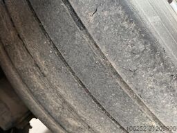 Kraker CF-200 WALKING FLOOR / SCHUBBODEN / PISO MOVIL ...