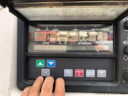 Schmitz Cargobull SCB S3B / Carrier Vector 1550 / Lift axle / Fri...