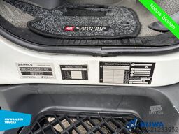 Renault D 240 4x2 ACC + Laadklep