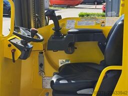 Combilift MR4 3000