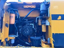 JCB JS175W