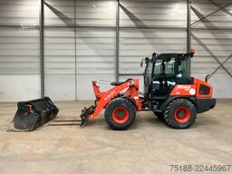 Kubota R 065