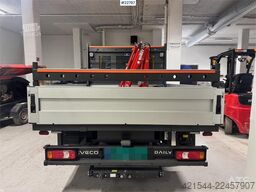 Iveco 35S18 flatbed truck with crane – 2 sets of tires –