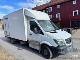 Mercedes-Benz Sprinter 8 Pallets.