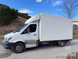 Mercedes-Benz Sprinter 8 Pallets.