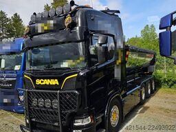 Scania R660 Tridem Hooklift Truck with Snow Plough Equipm