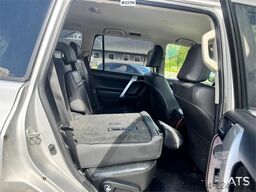 Toyota Land Cruiser – 190 HP – 2 Sets of Tires