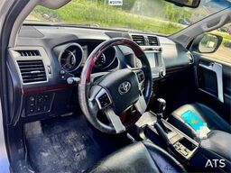 Toyota Land Cruiser – 190 HP – 2 Sets of Tires