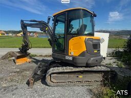 Volvo ECR 50D Excavator - Tilt and 2 buckets