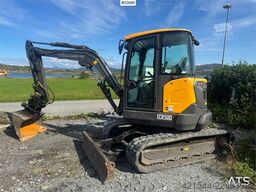Volvo ECR 50D Excavator - Tilt and 2 buckets