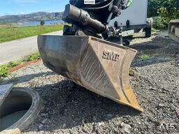 Volvo ECR 50D Excavator - Tilt and 2 buckets