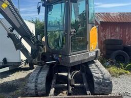 Volvo ECR 50D Excavator - Tilt and 2 buckets