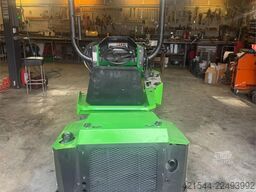 Avant Tecno M528+ Mini loader