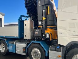 VOLVO FH 540 8x2 EFFER Kran Sattelzugmaschine