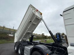 MAN TGS 35.480 MAN TGS 35.480 BB 8X4 Mulden Kipper ...
