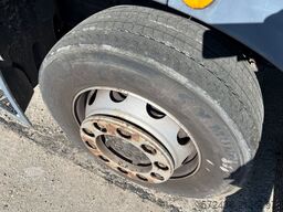 Mercedes Antos 1830 Pritsche Plane