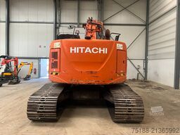 Hitachi ZX 225 US LC-5 B