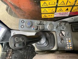 Hitachi ZX 225 US LC-5 B