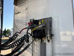 Kraker N/A K-Force 92m3 Cargo Floor 10MM 2x Liftas SAF...