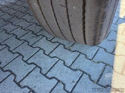 Kraker N/A K-Force 92m3 Cargo Floor 10MM 2x Liftas SAF...