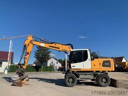 Liebherr A 920 Litronic