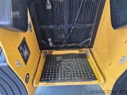 Vermeer S925TX - Mini Skidsteer - Like NEW!