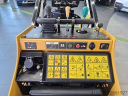 Vermeer S925TX - Mini Skidsteer - Like NEW!