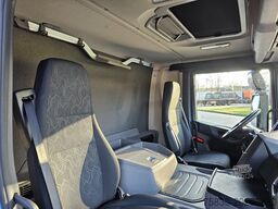 Scania P250  4X2 / FRIGOBLOCK / LBW