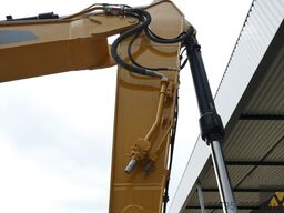 Caterpillar 330FL