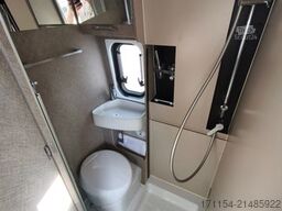 KARMANN Davis Lifestyle 620, Längsbetten,Automatik,180PS