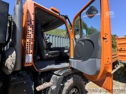 Mercedes-Benz Unimog U 400