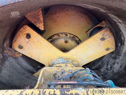 Caterpillar CS563E