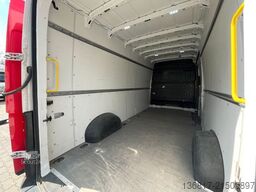 VOLKSWAGEN Crafter Kasten 35 L4H3 Hochdach KAM Navi Klima