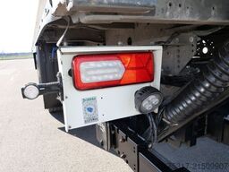 SCHMITZ CARGOBULL SKO 24/ LBW 2500 kg / LIFTACHSE / 3 x ZURRLEISTE