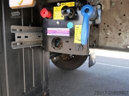 SCHMITZ CARGOBULL SKO 24/ LBW 2500 kg / LIFTACHSE / 3 x ZURRLEISTE