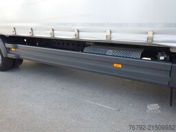 MERCEDES-BENZ 1327 L Atego 4 Pritsche 7,3m/LBW/AHK/Klima/55tkm