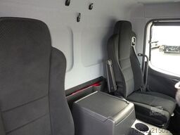 MERCEDES-BENZ 1327 L Atego 4 Pritsche 7,3m/LBW/AHK/Klima/55tkm