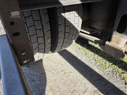 IVECO 120E25 Pritsche&Plane,Ladebordwand 1,5 To