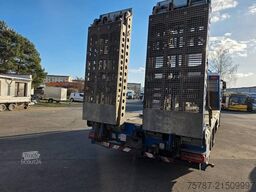 MAN 26.400 TGX mit Baustoffplateau, geteilte Rampen