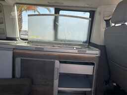 Volkswagen California Camper |2 Betten– Schlafplätze 4 | Küchenzeile + Dachbett