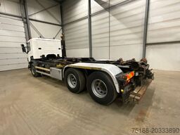 Scania P 410 6X4