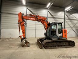 Hitachi ZX 135 US-3