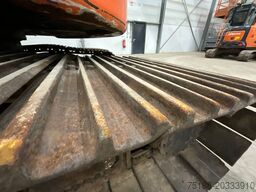 Hitachi ZX 135 US-3