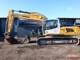 Liebherr R926 Monogiek - hamer sorteer functie - camera ...