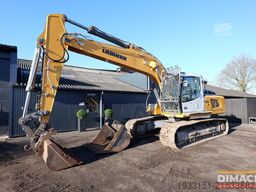 Liebherr R926 Monogiek - hamer sorteer functie - camera ...
