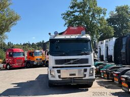 VOLVO FM 480 Fassi 1100 AXP JIP winch 8x2