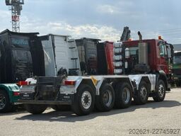 IVECO Trakker 34T45 10x4 Chassis