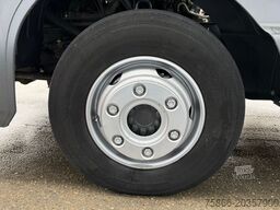 MERCEDES-BENZ 823 L Atego Pritsche 6.20m